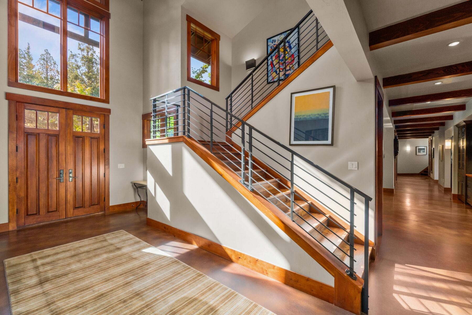 3449 NW Greenleaf Way