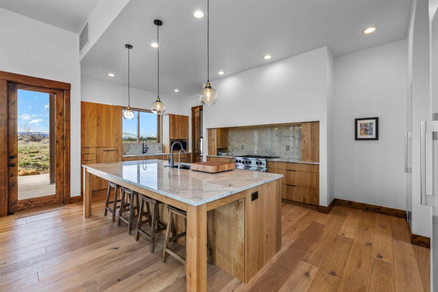 16920 Jefferson Vista Place