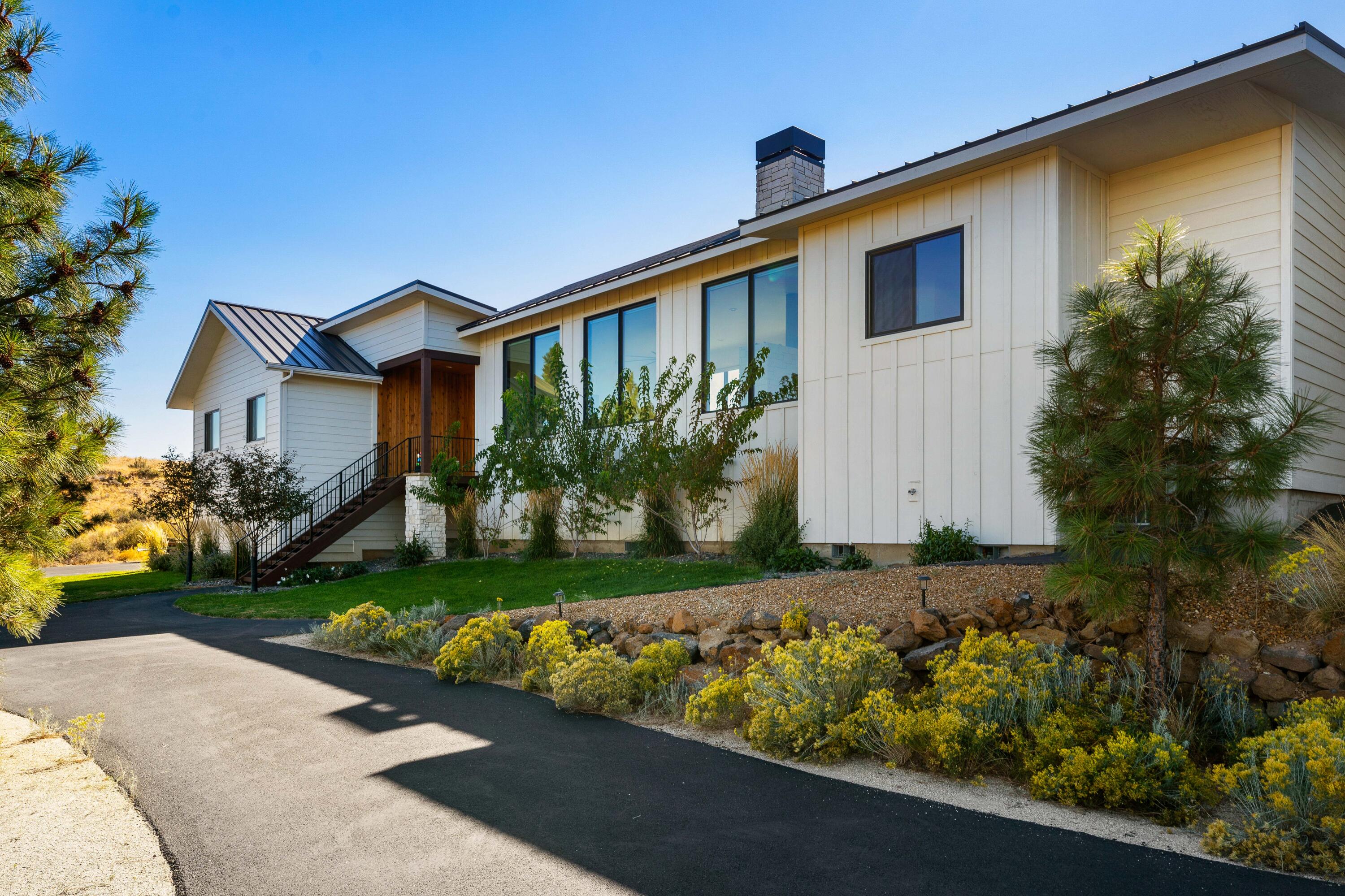 16920 Jefferson Vista Place