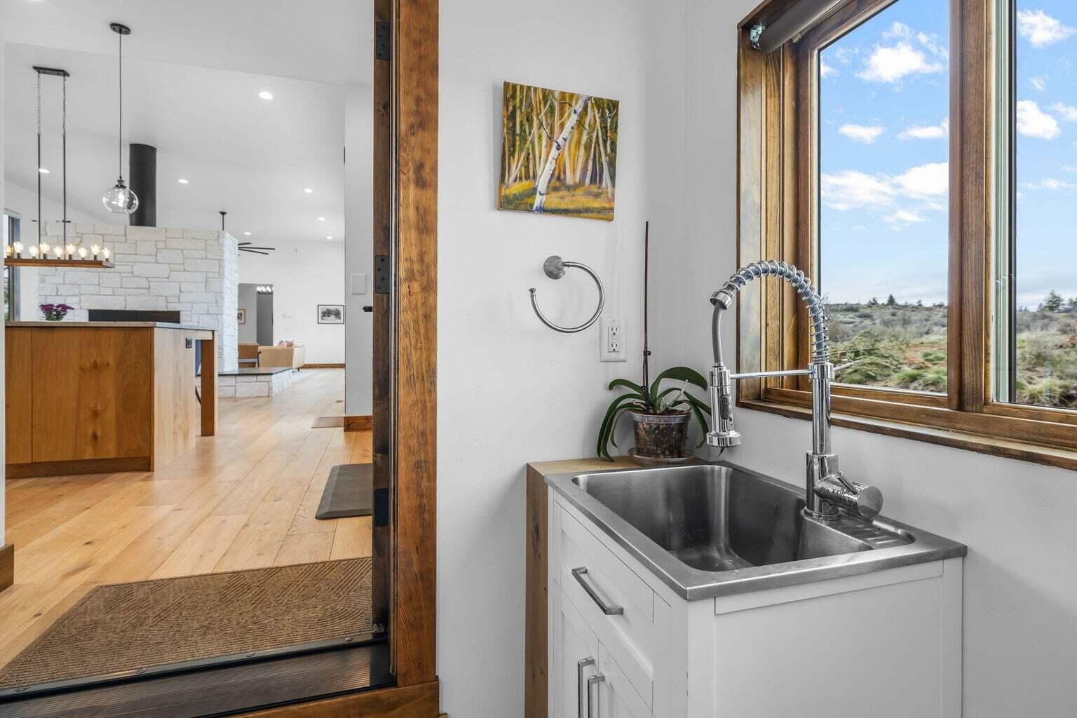 16920 Jefferson Vista Place