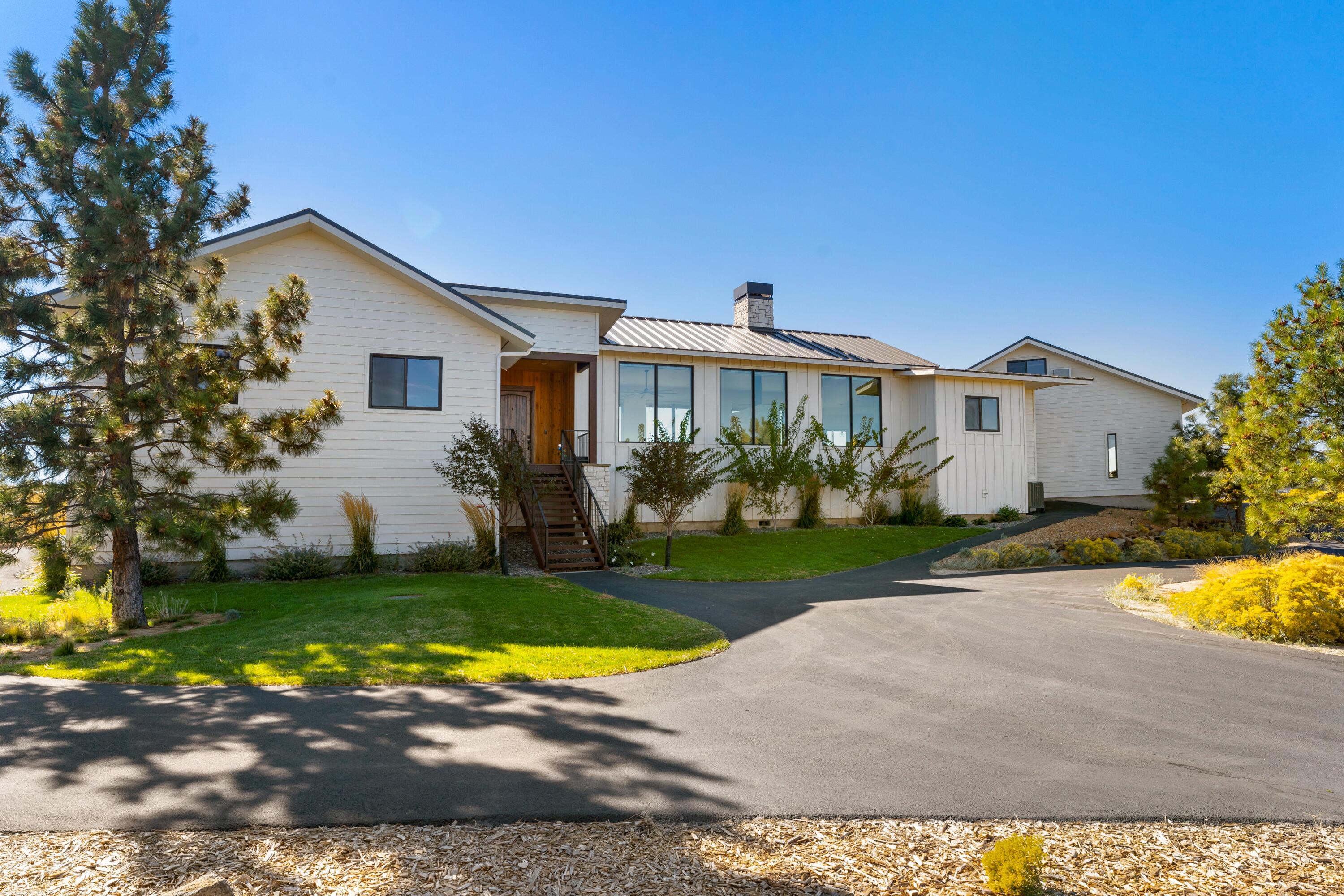 16920 Jefferson Vista Place