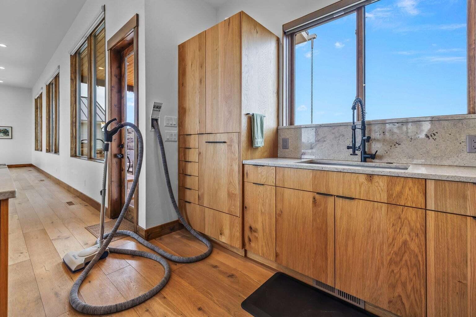 16920 Jefferson Vista Place