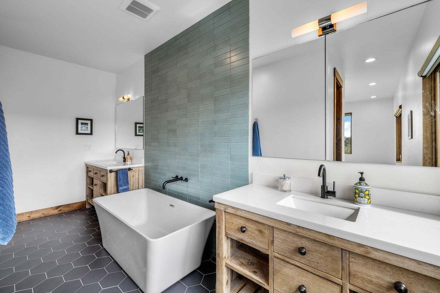 16920 Jefferson Vista Place