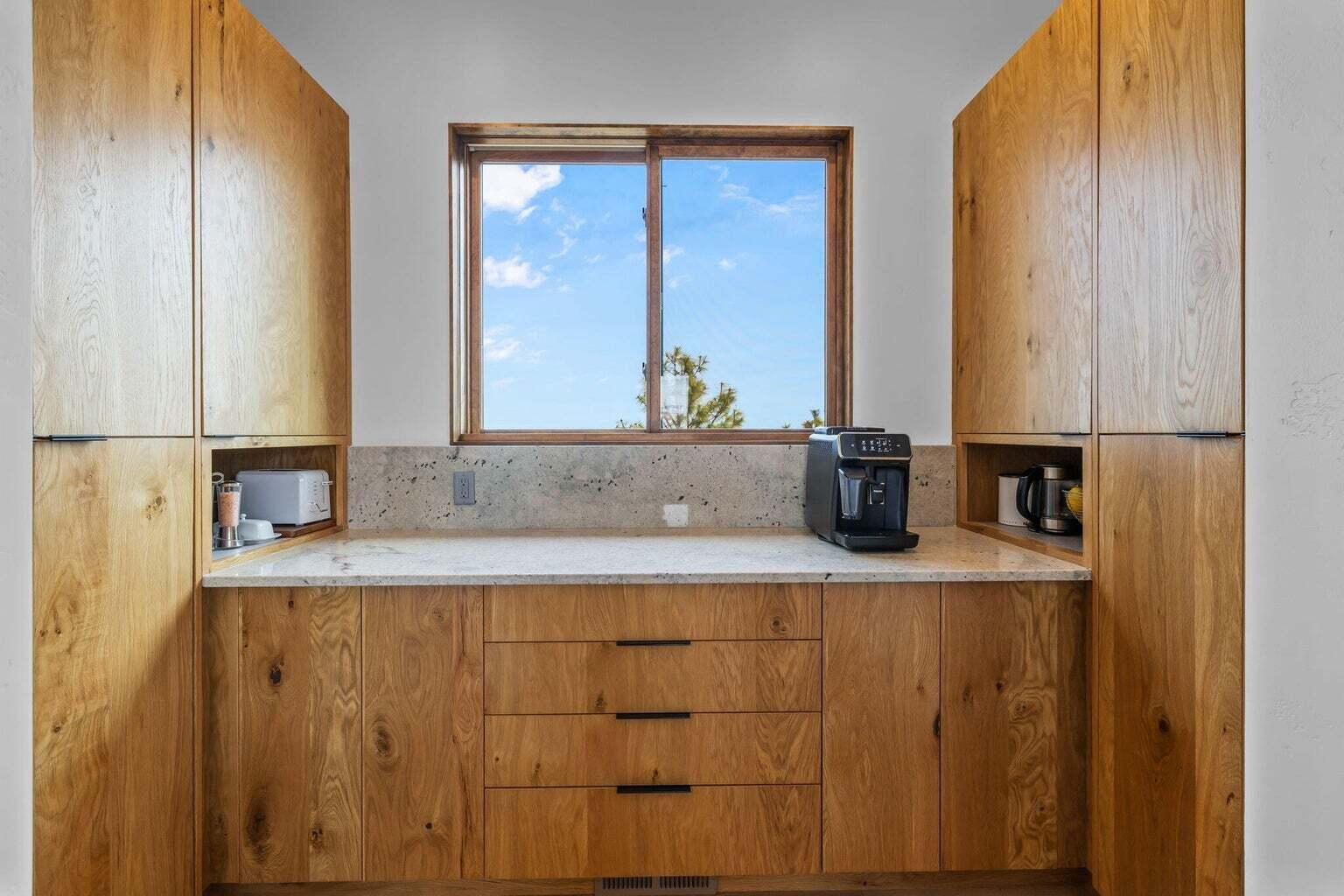 16920 Jefferson Vista Place