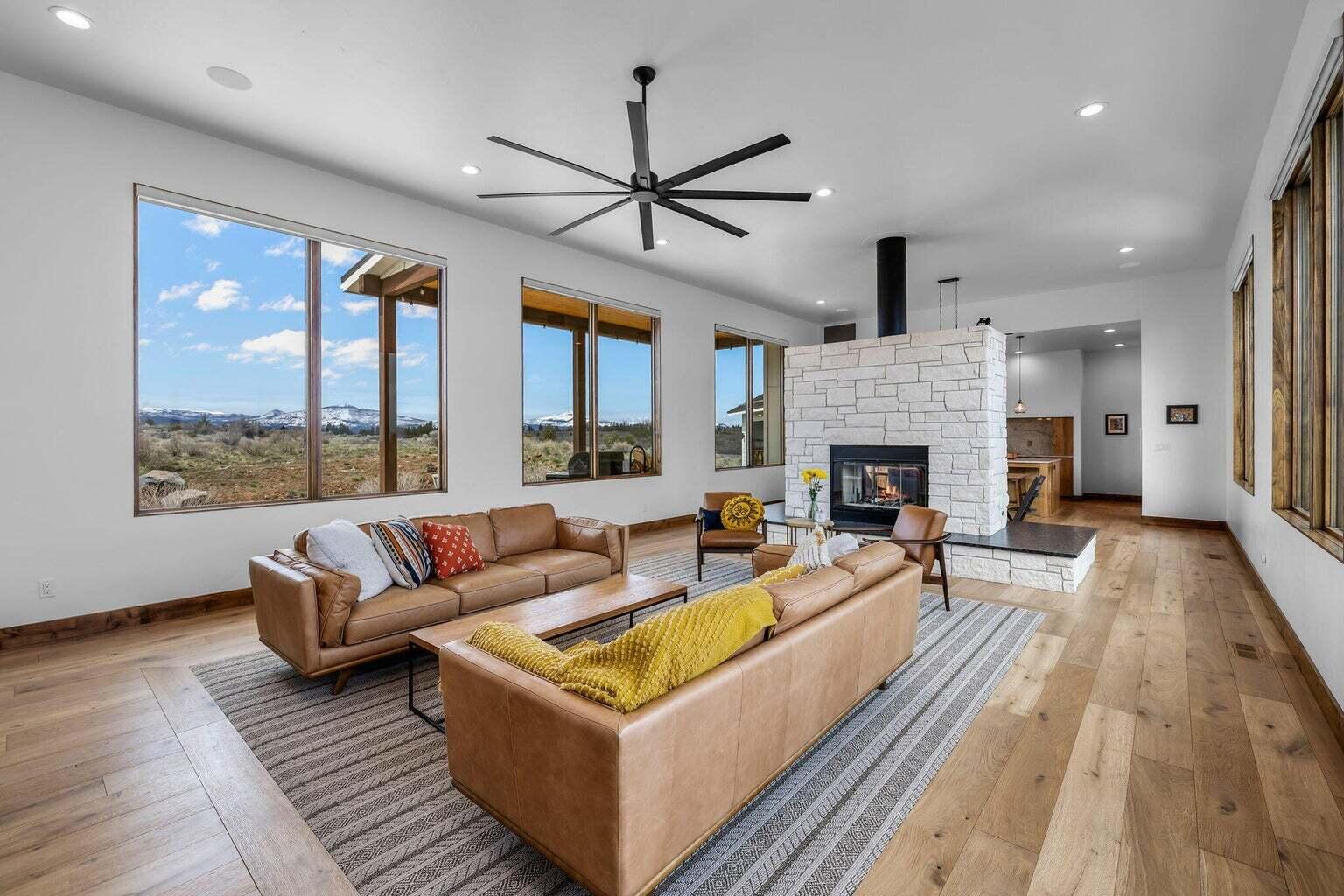 16920 Jefferson Vista Place