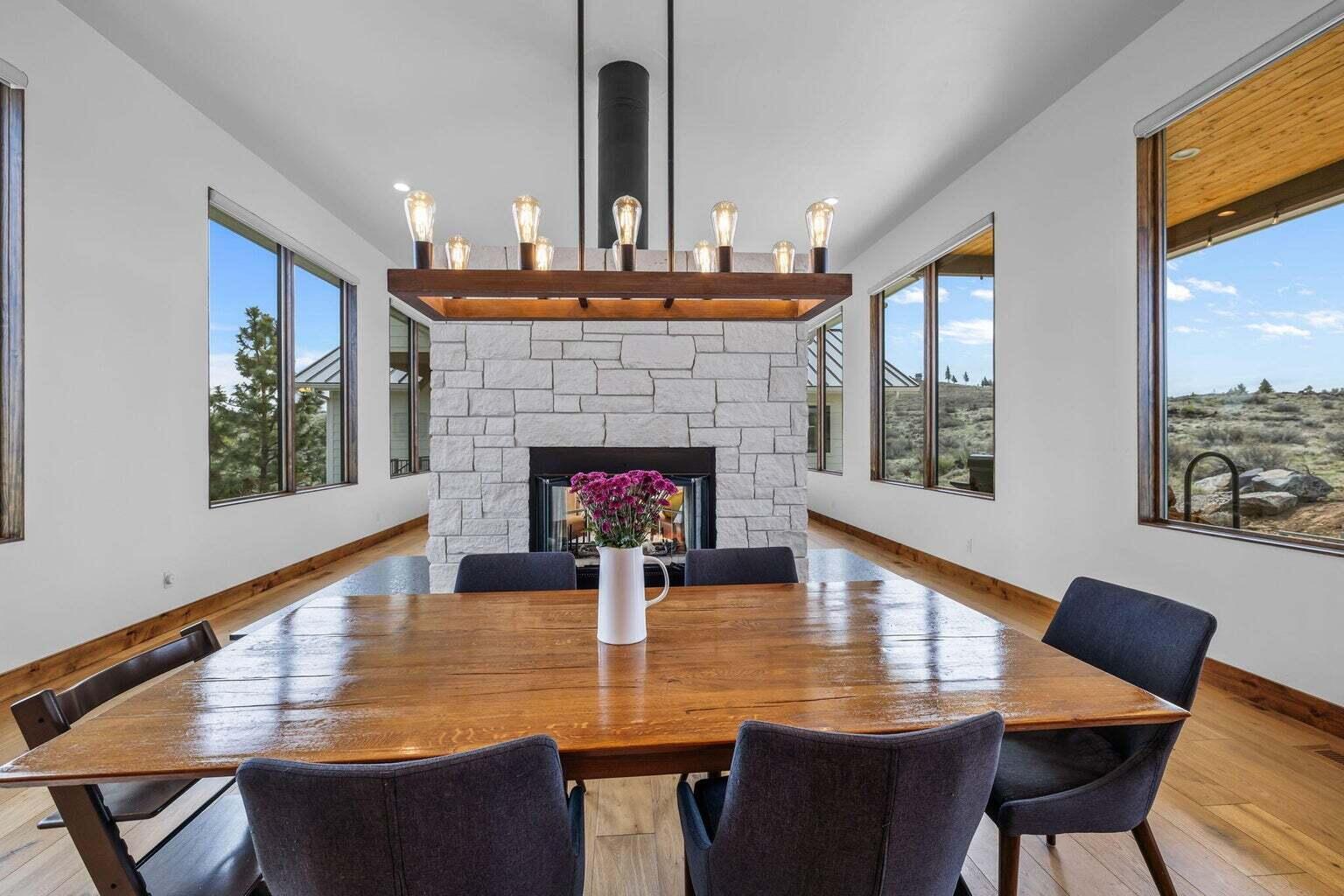 16920 Jefferson Vista Place