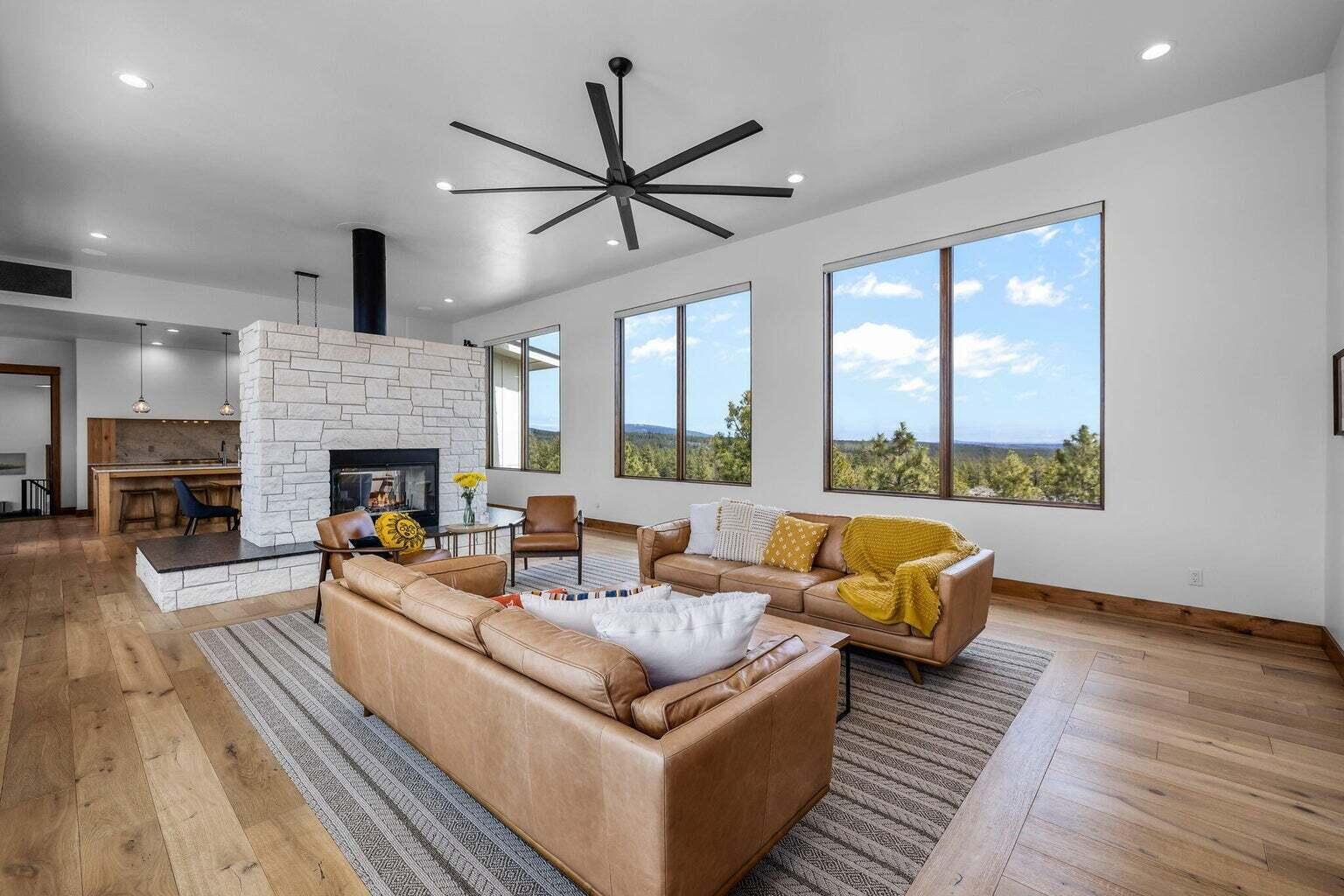 16920 Jefferson Vista Place