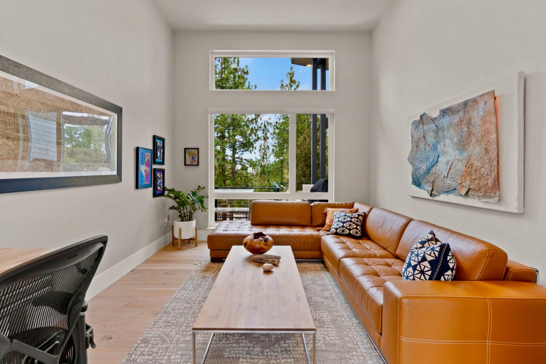 2799 NW Horizon Drive