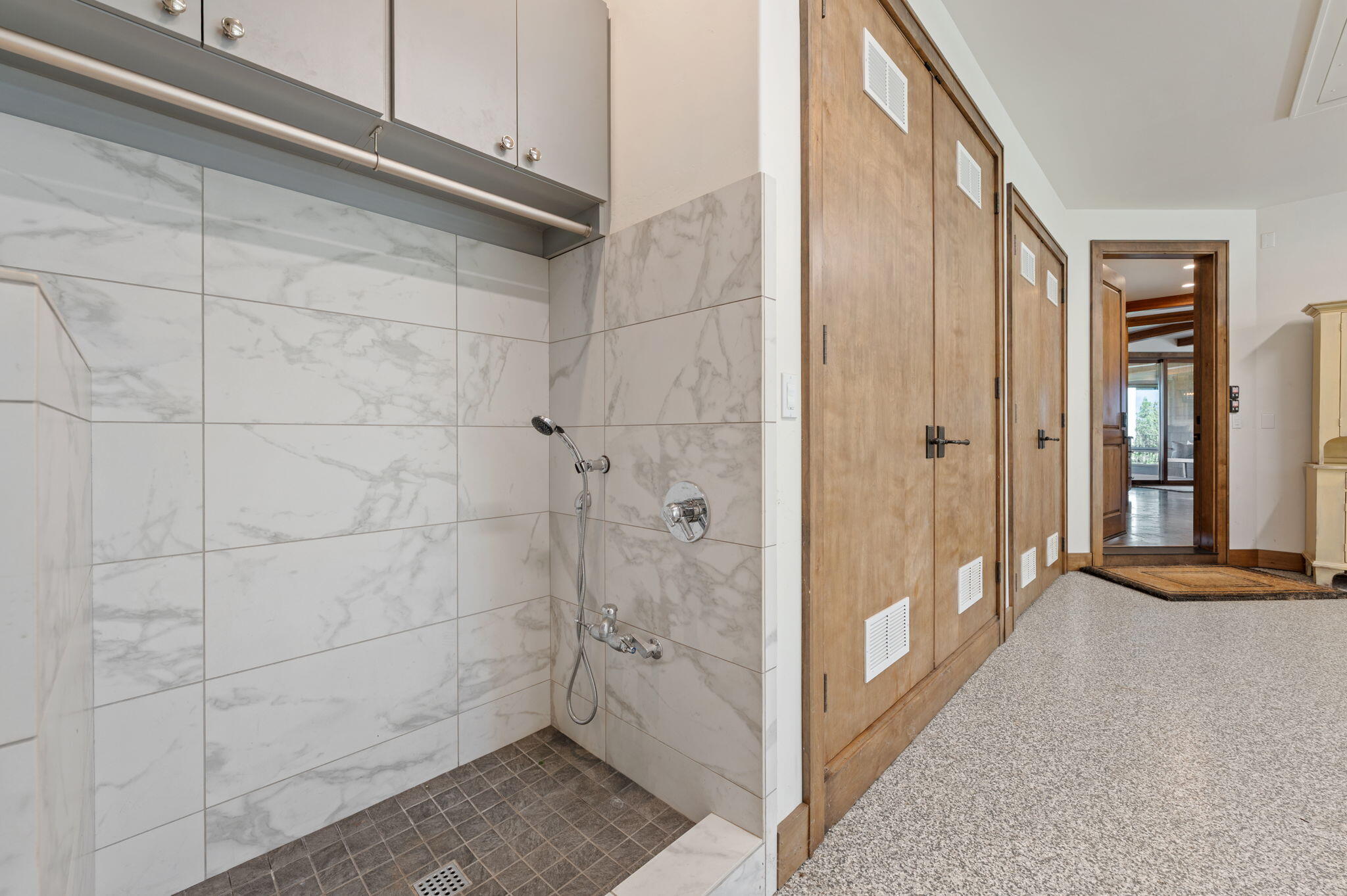 3481 NW Greenleaf Way