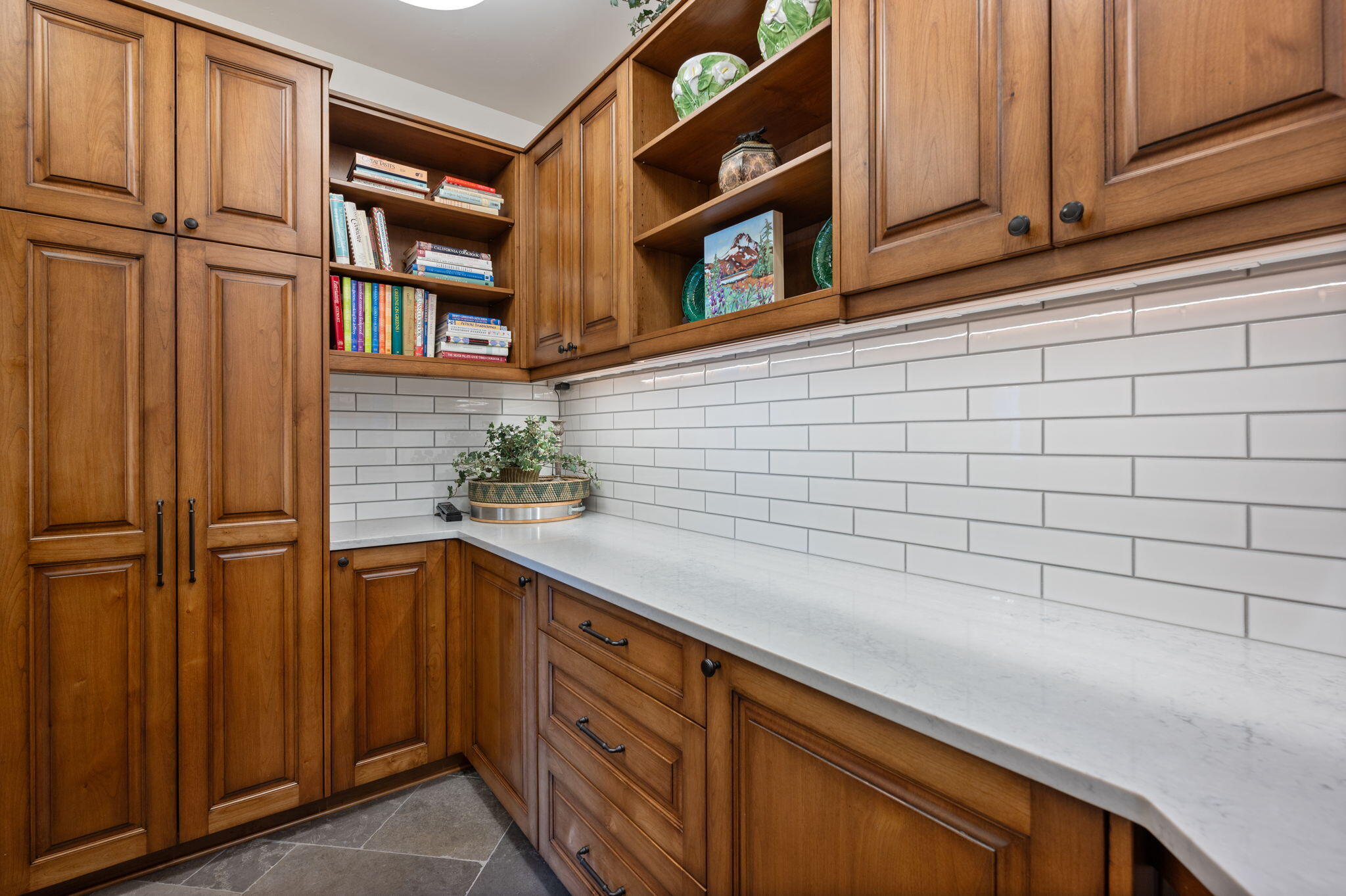 3481 NW Greenleaf Way