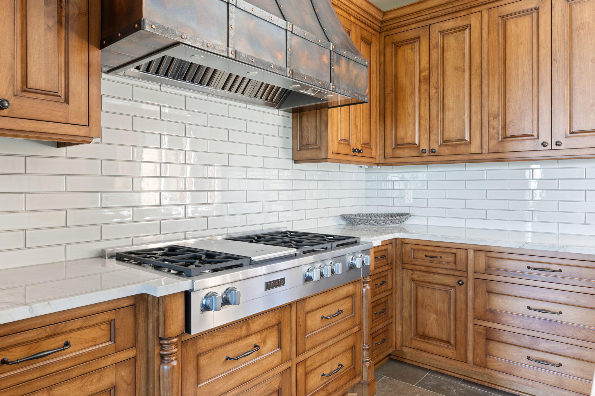 3481 NW Greenleaf Way