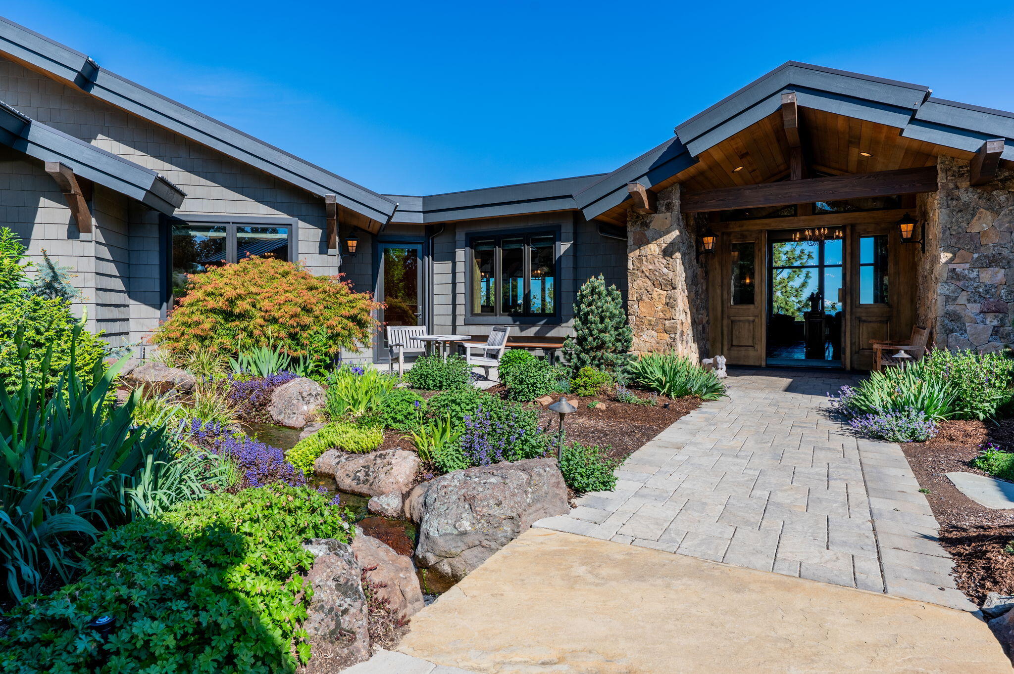 3481 NW Greenleaf Way