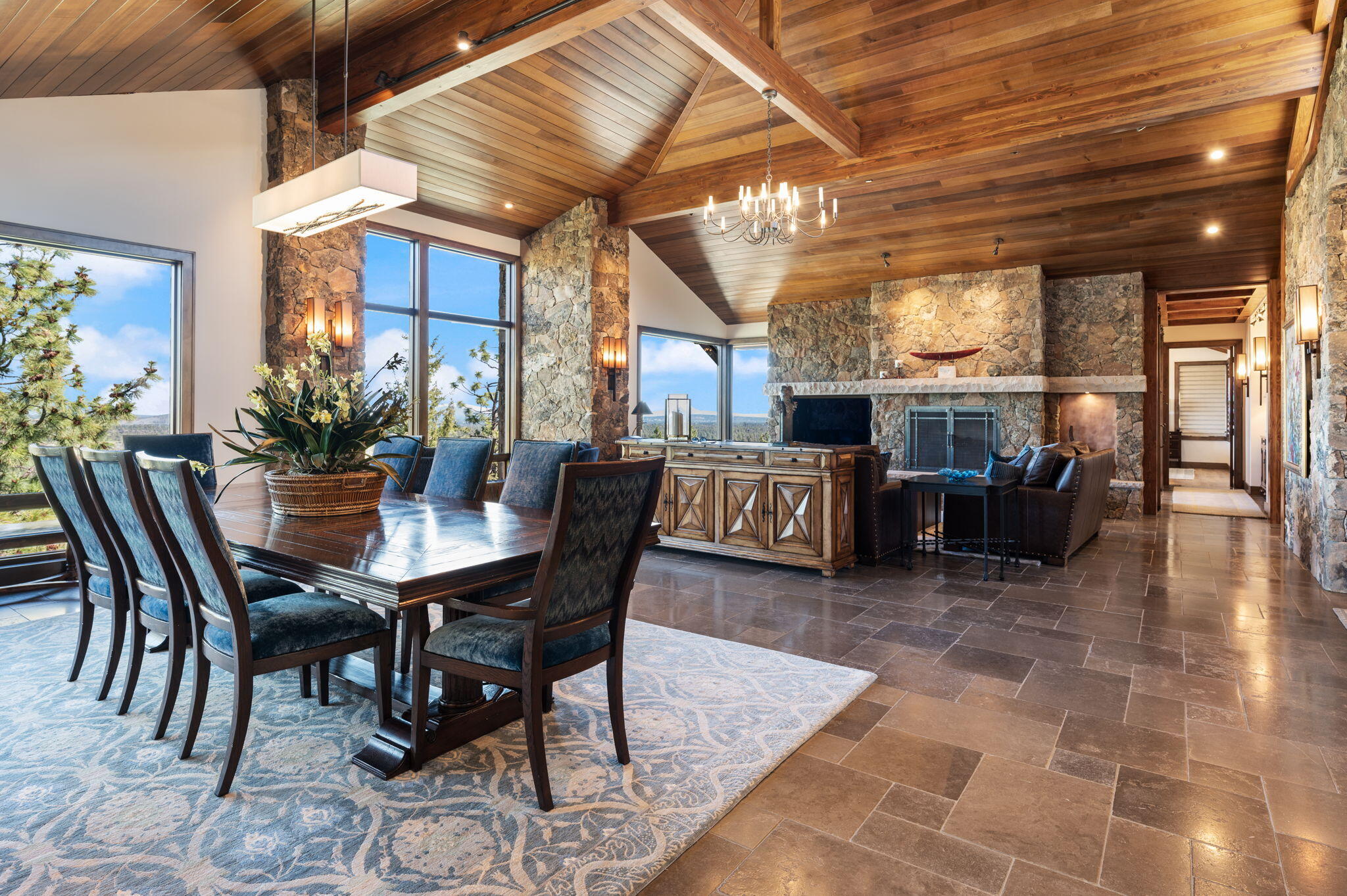 3481 NW Greenleaf Way