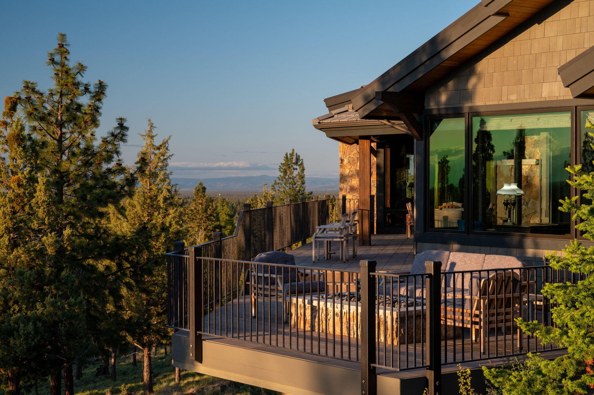 3481 NW Greenleaf Way