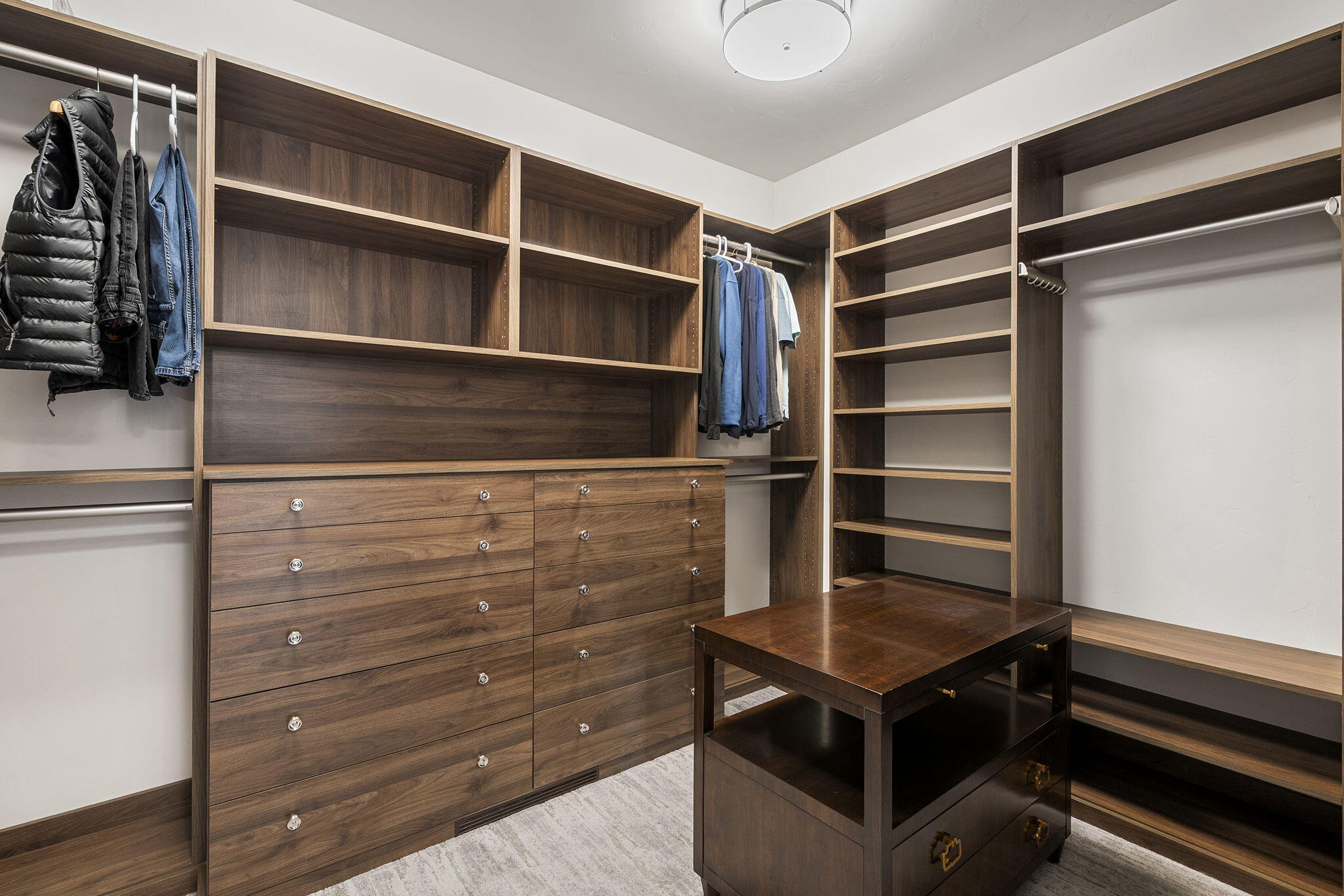 3481 NW Greenleaf Way