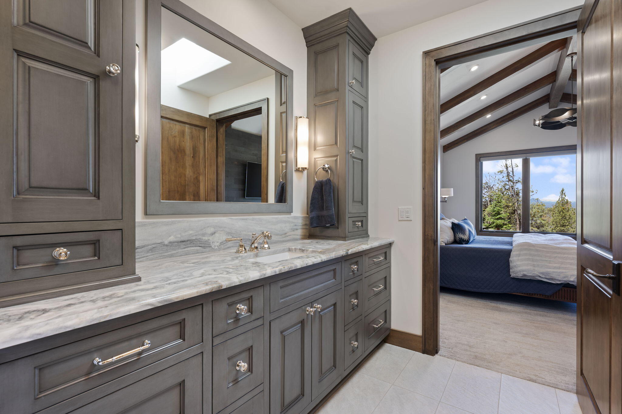 3481 NW Greenleaf Way