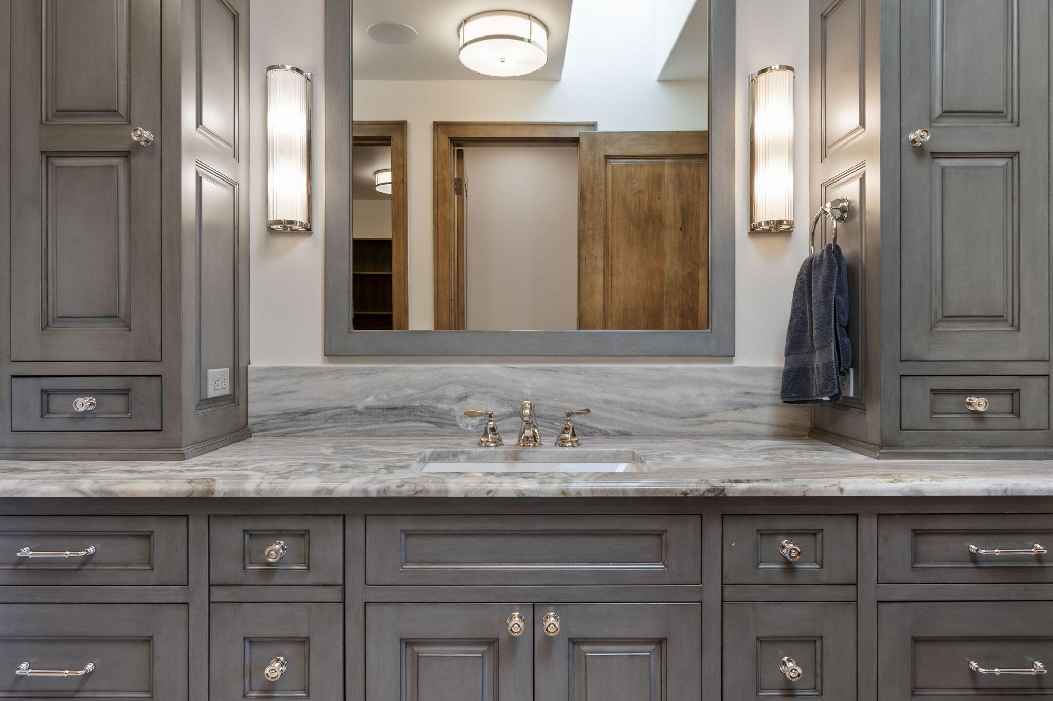 3481 NW Greenleaf Way