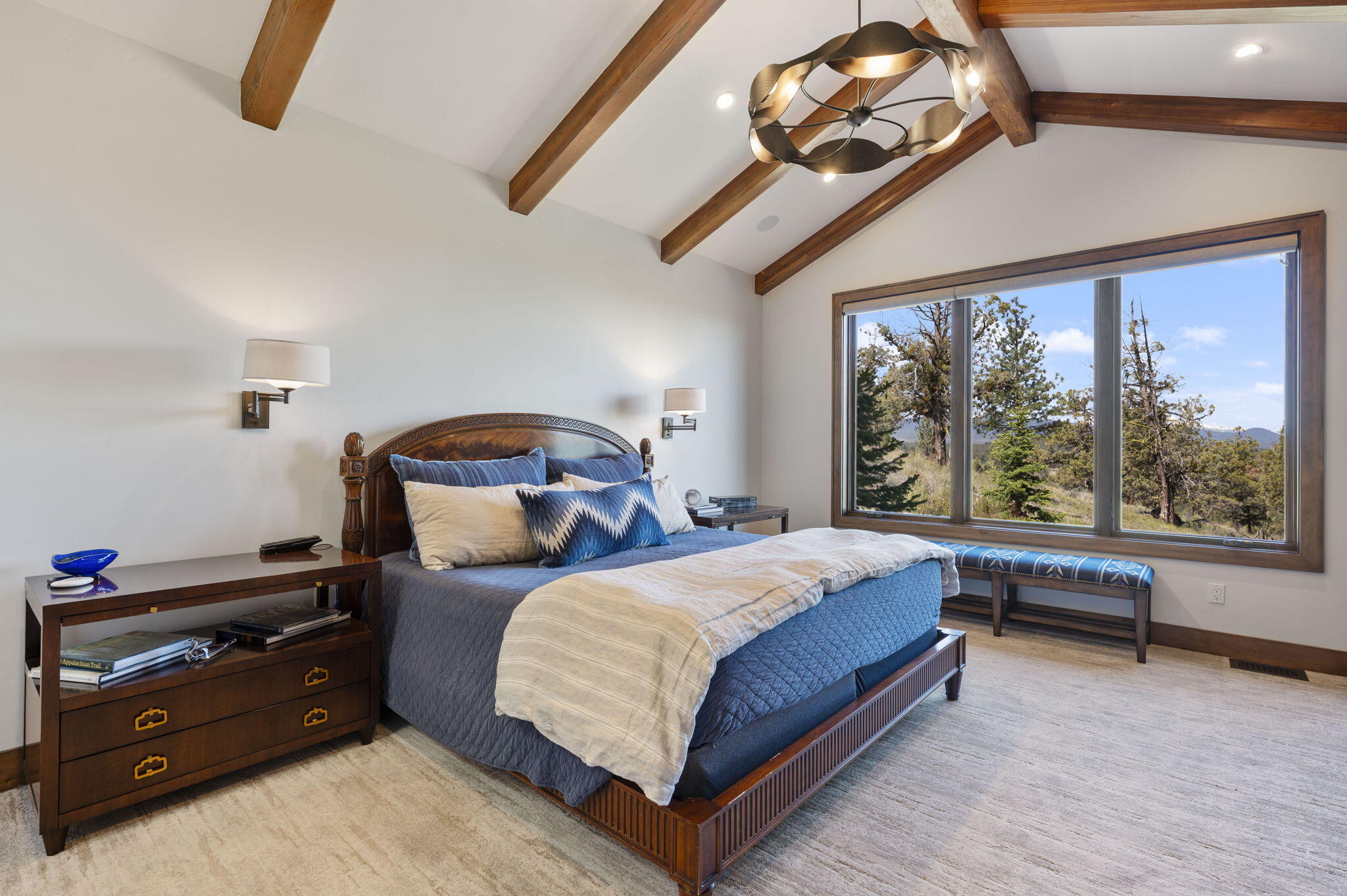 3481 NW Greenleaf Way