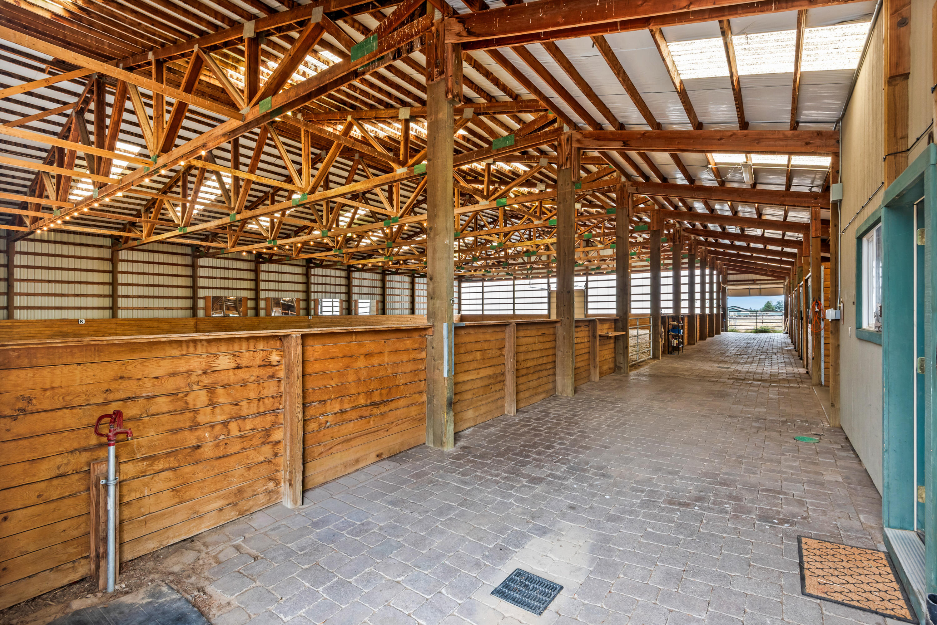 66240 White Rock Loop