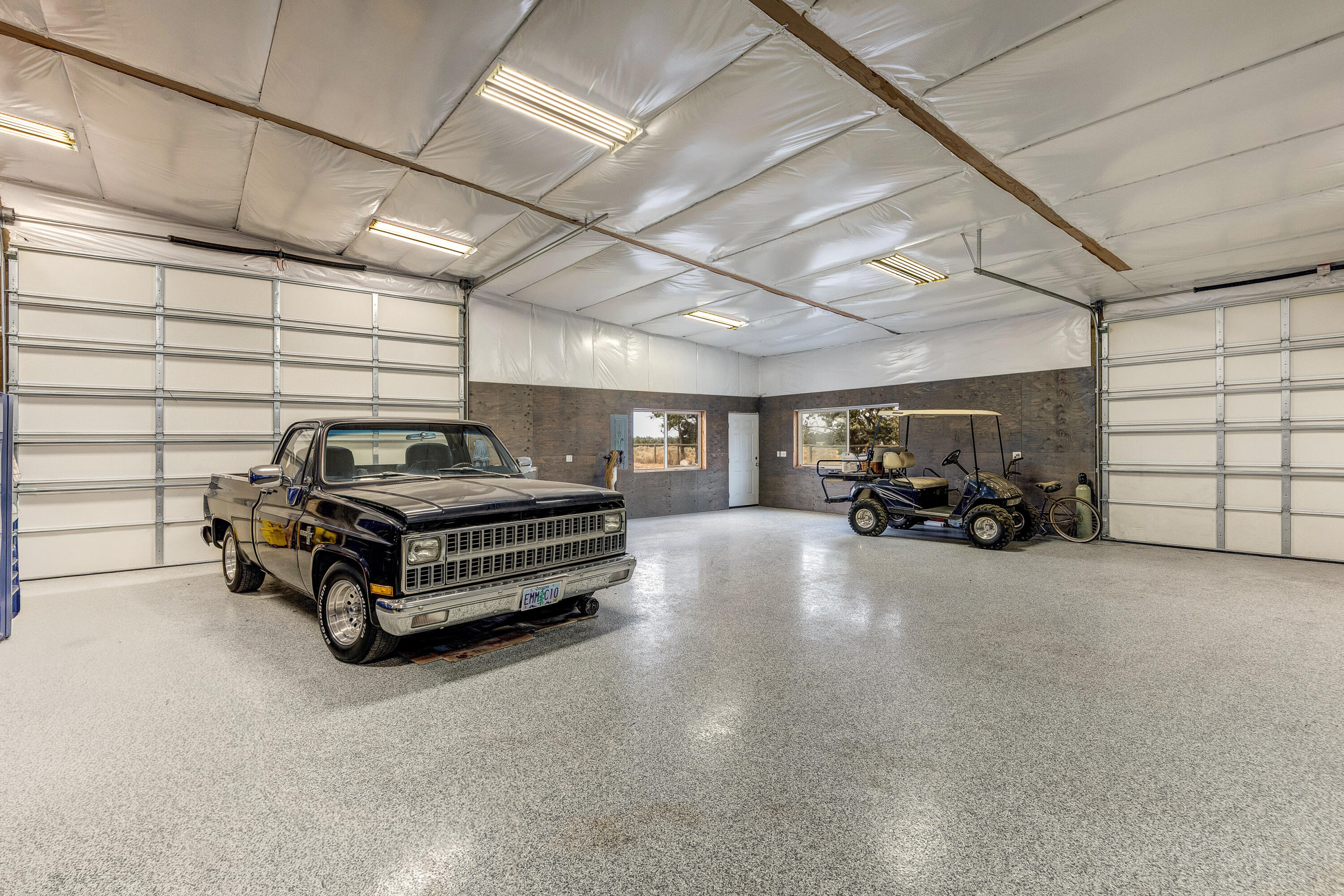 66240 White Rock Loop