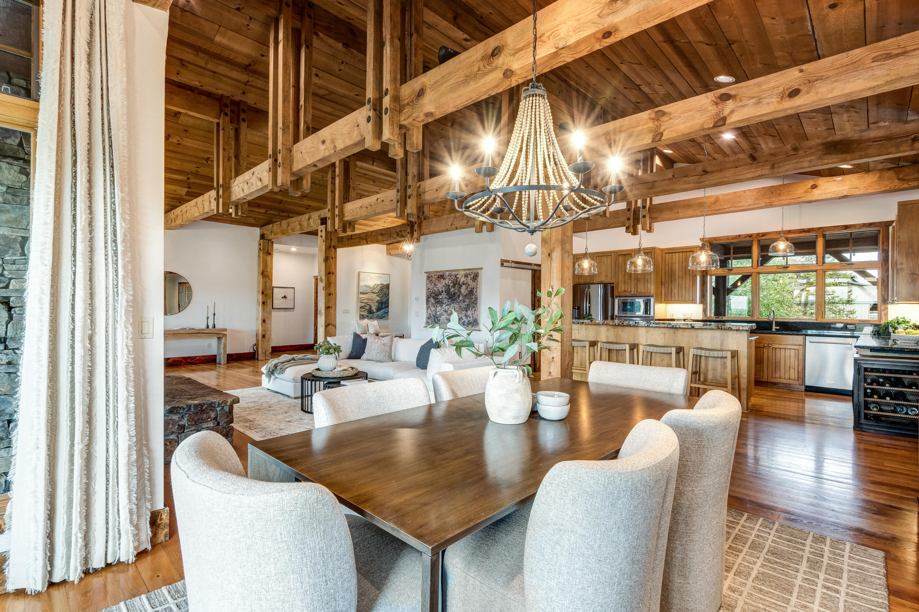 66240 White Rock Loop