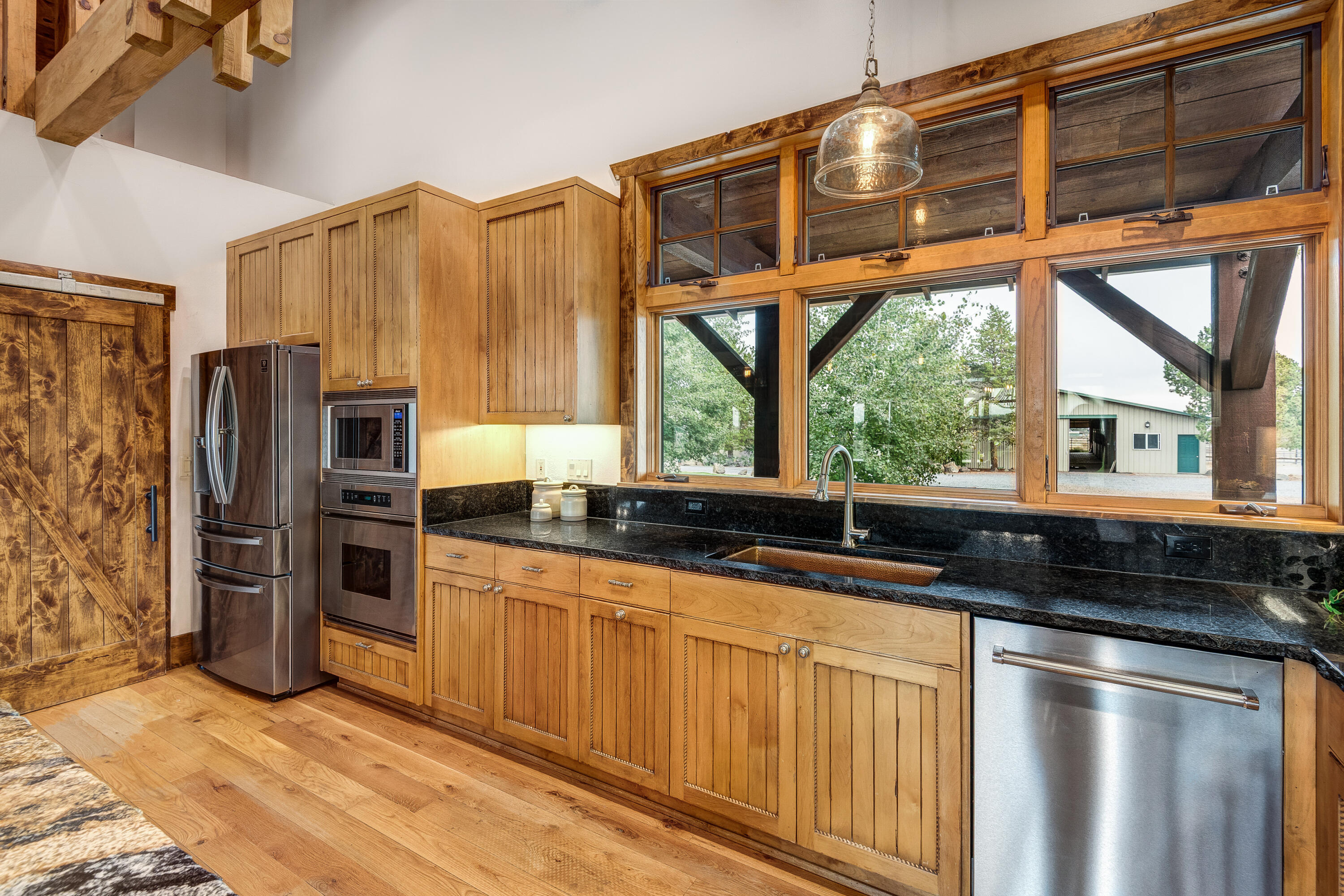 66240 White Rock Loop