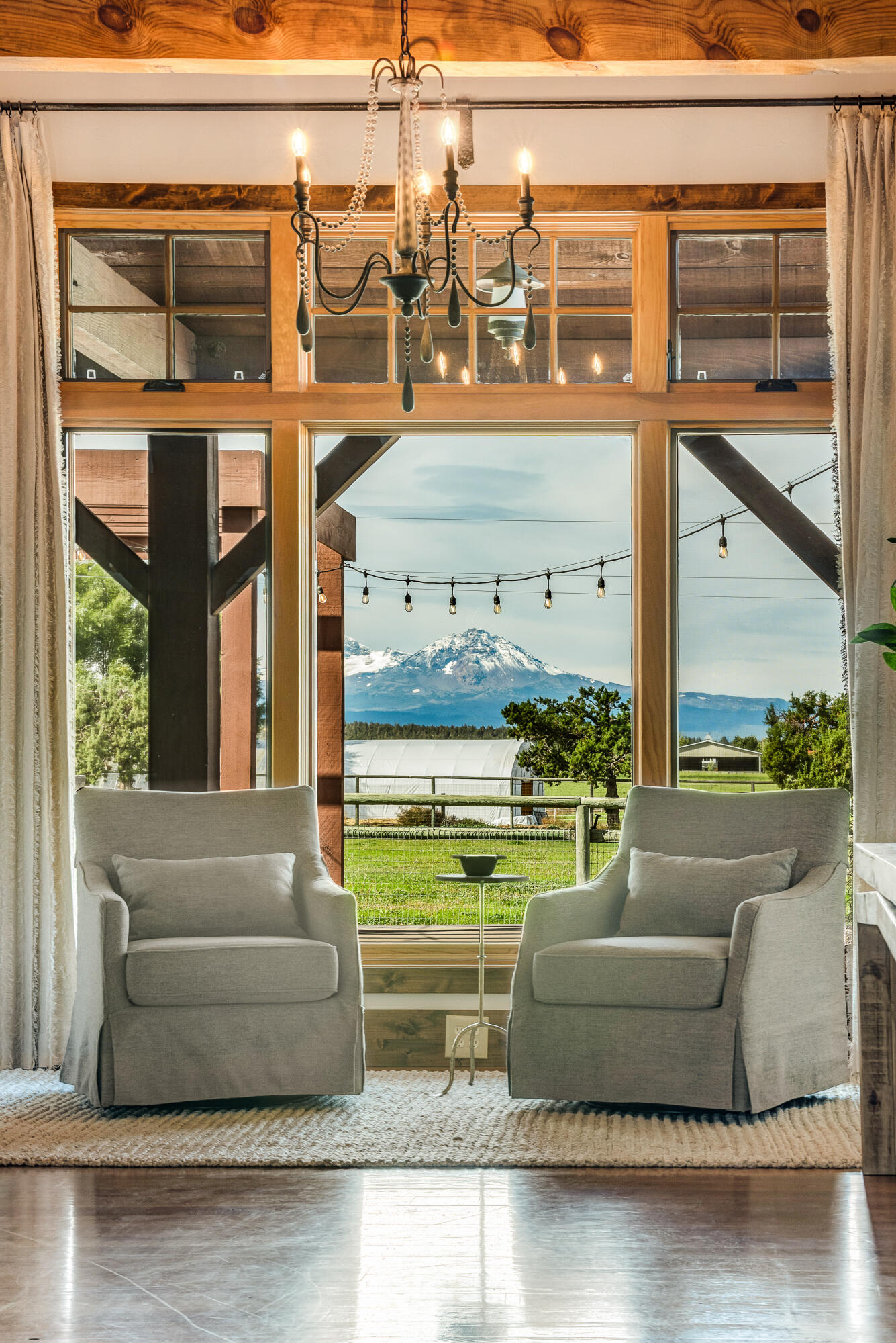 66240 White Rock Loop