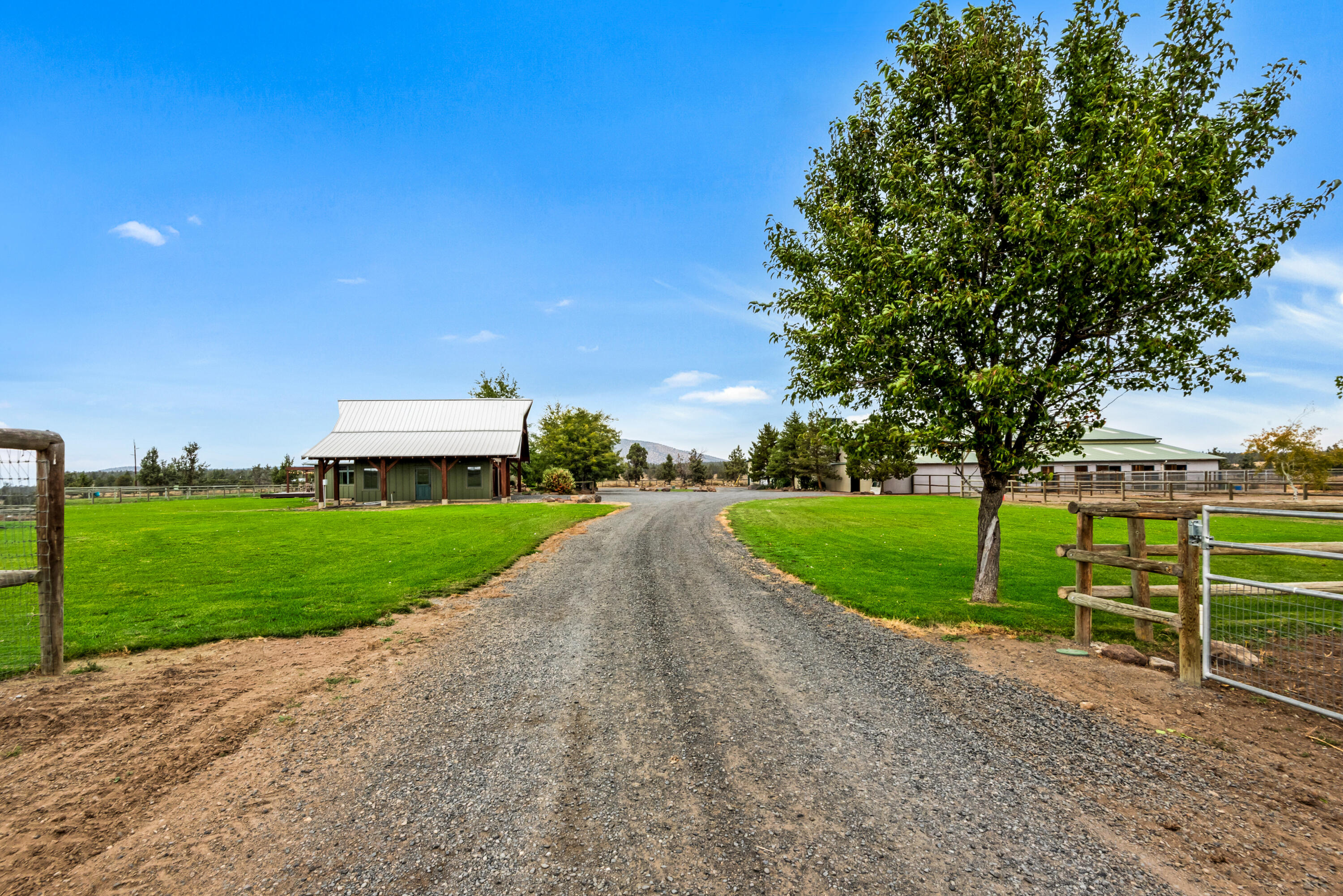 66240 White Rock Loop