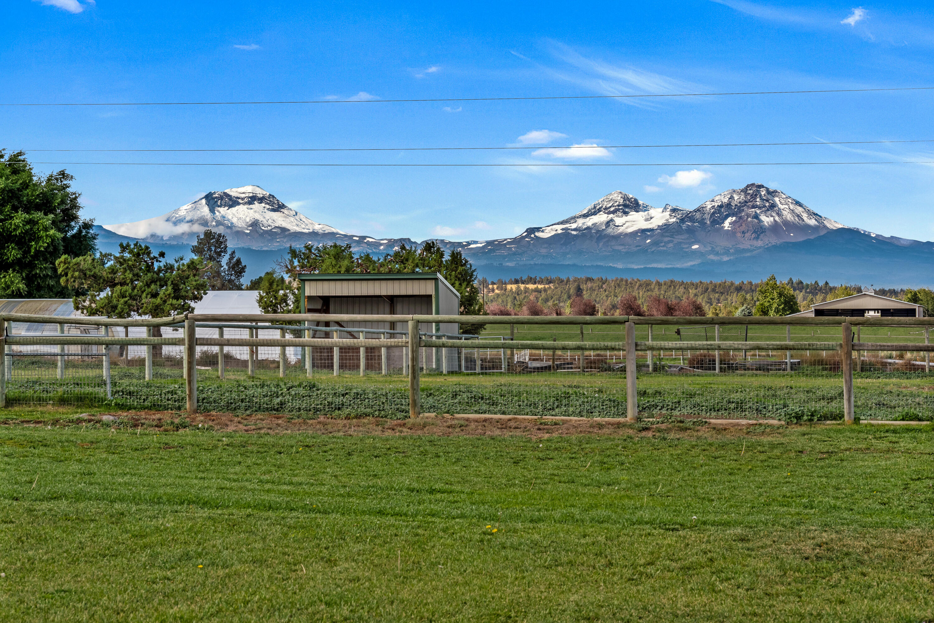 66240 White Rock Loop