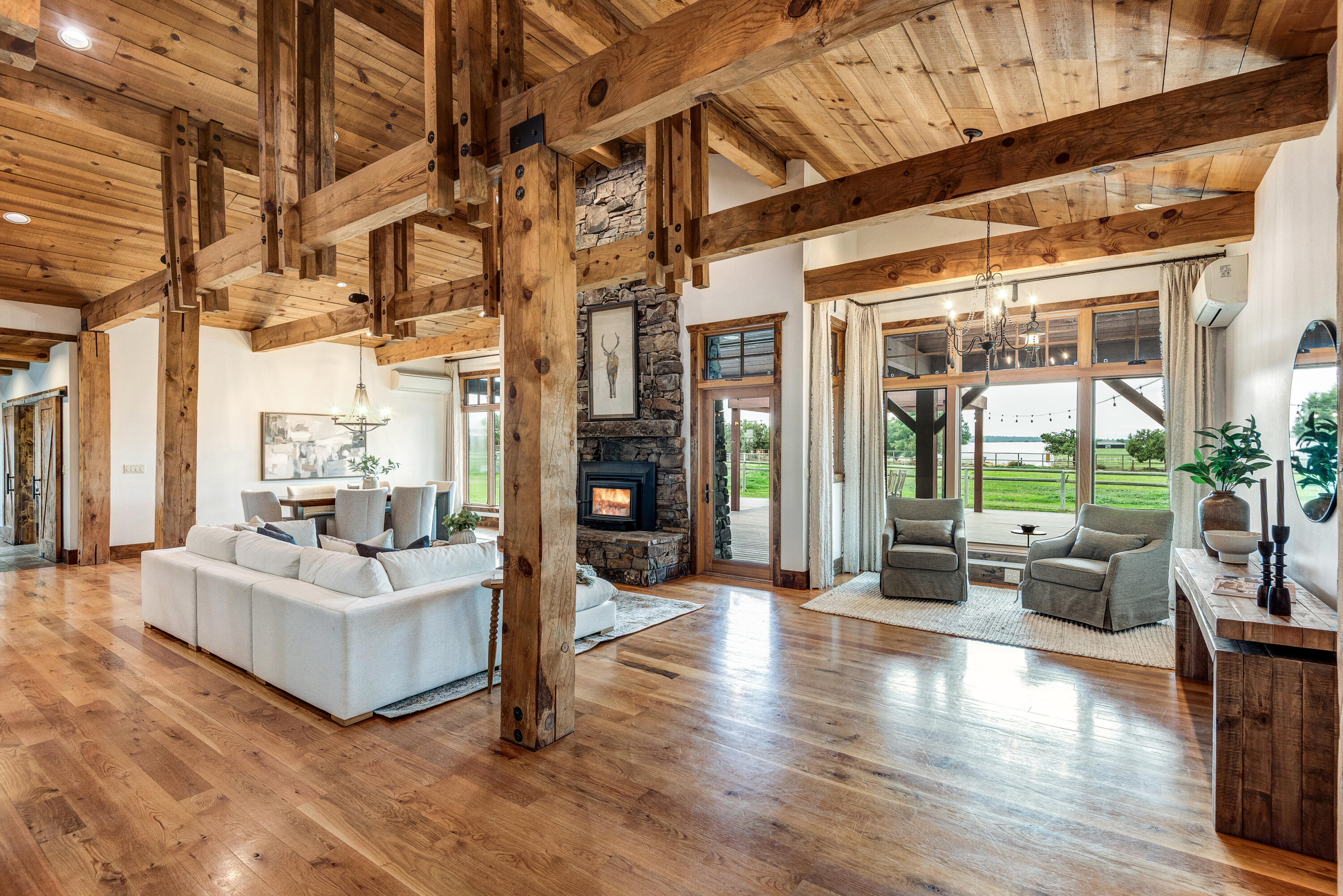 66240 White Rock Loop
