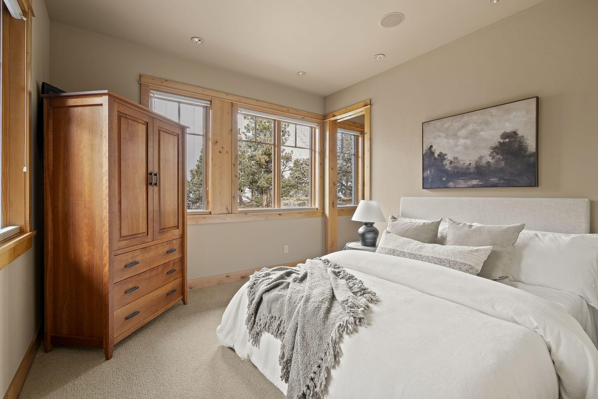 1838 NW Wild Rye Circle