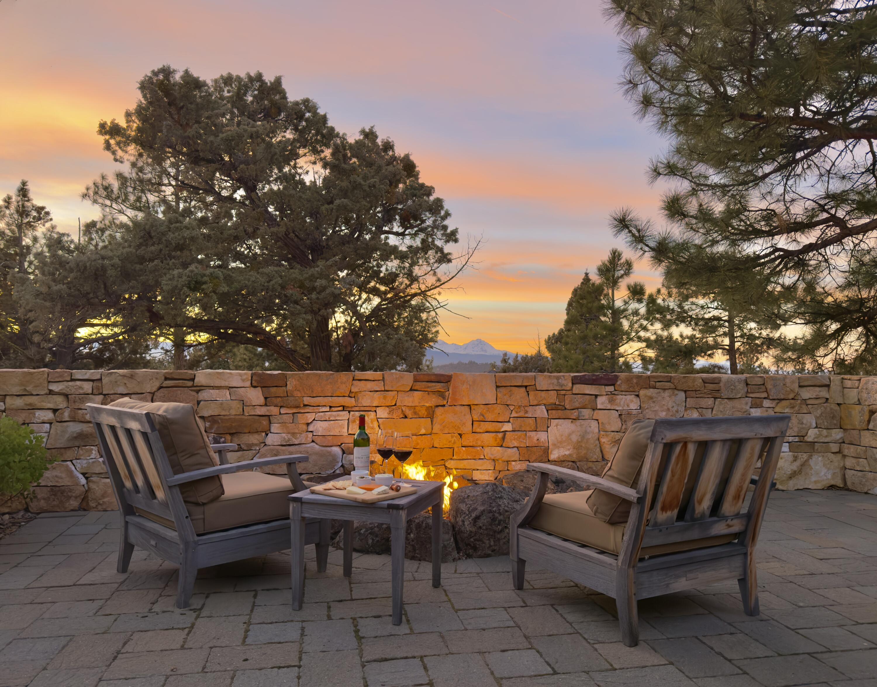 1838 NW Wild Rye Circle