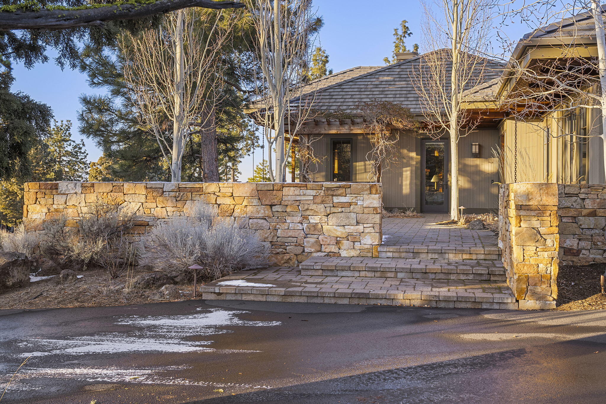 1838 NW Wild Rye Circle