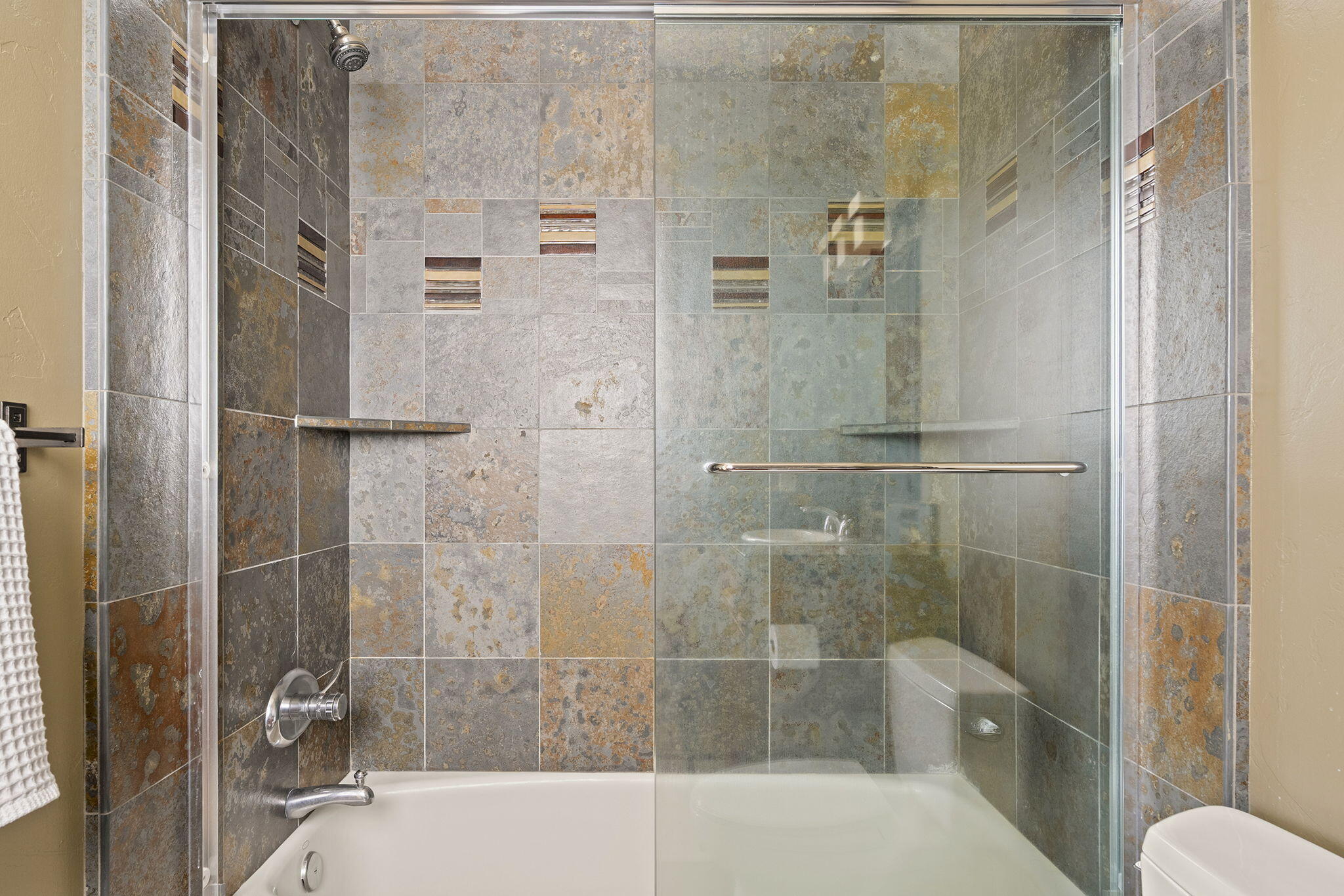 1838 NW Wild Rye Circle