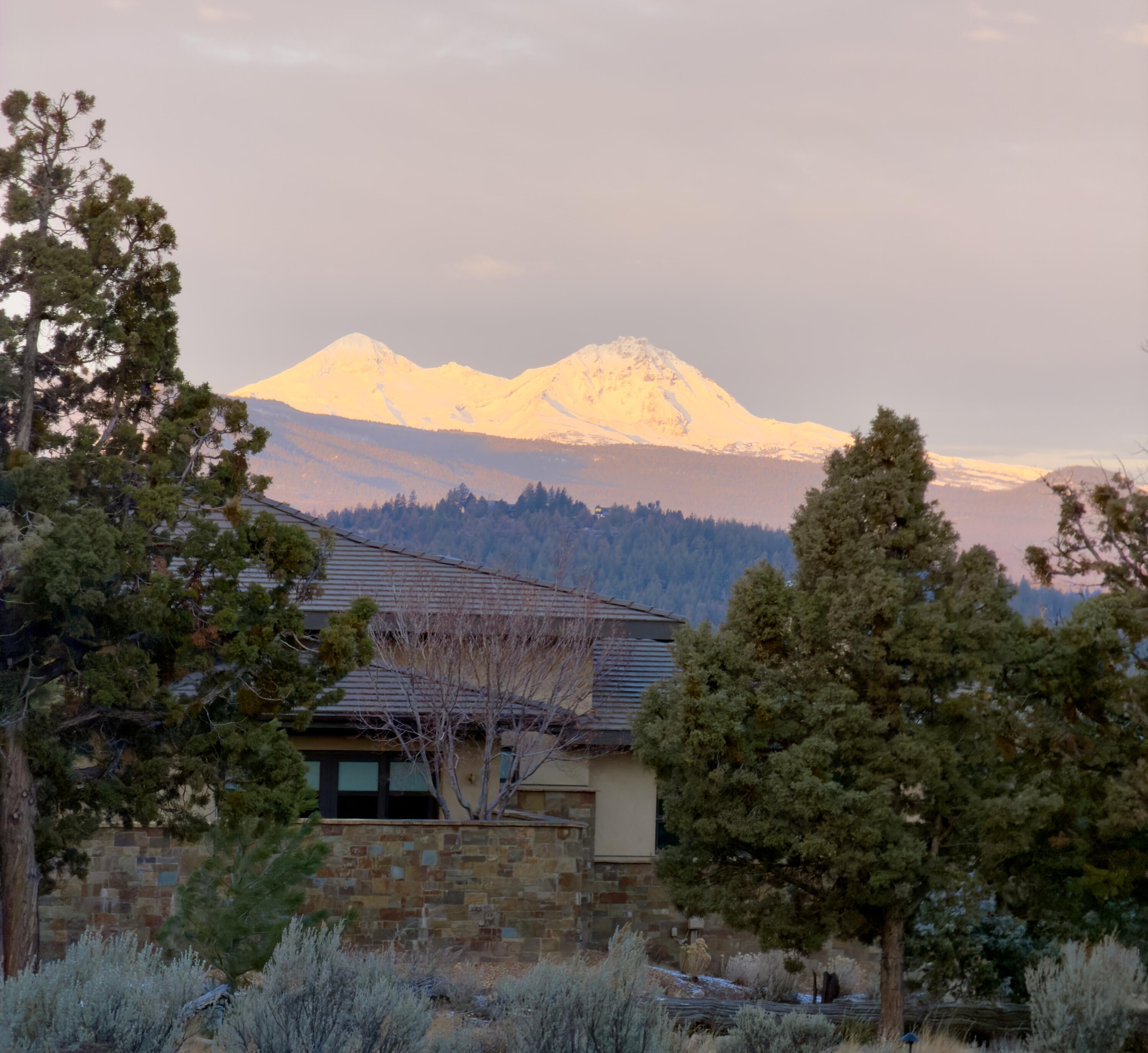 1838 NW Wild Rye Circle