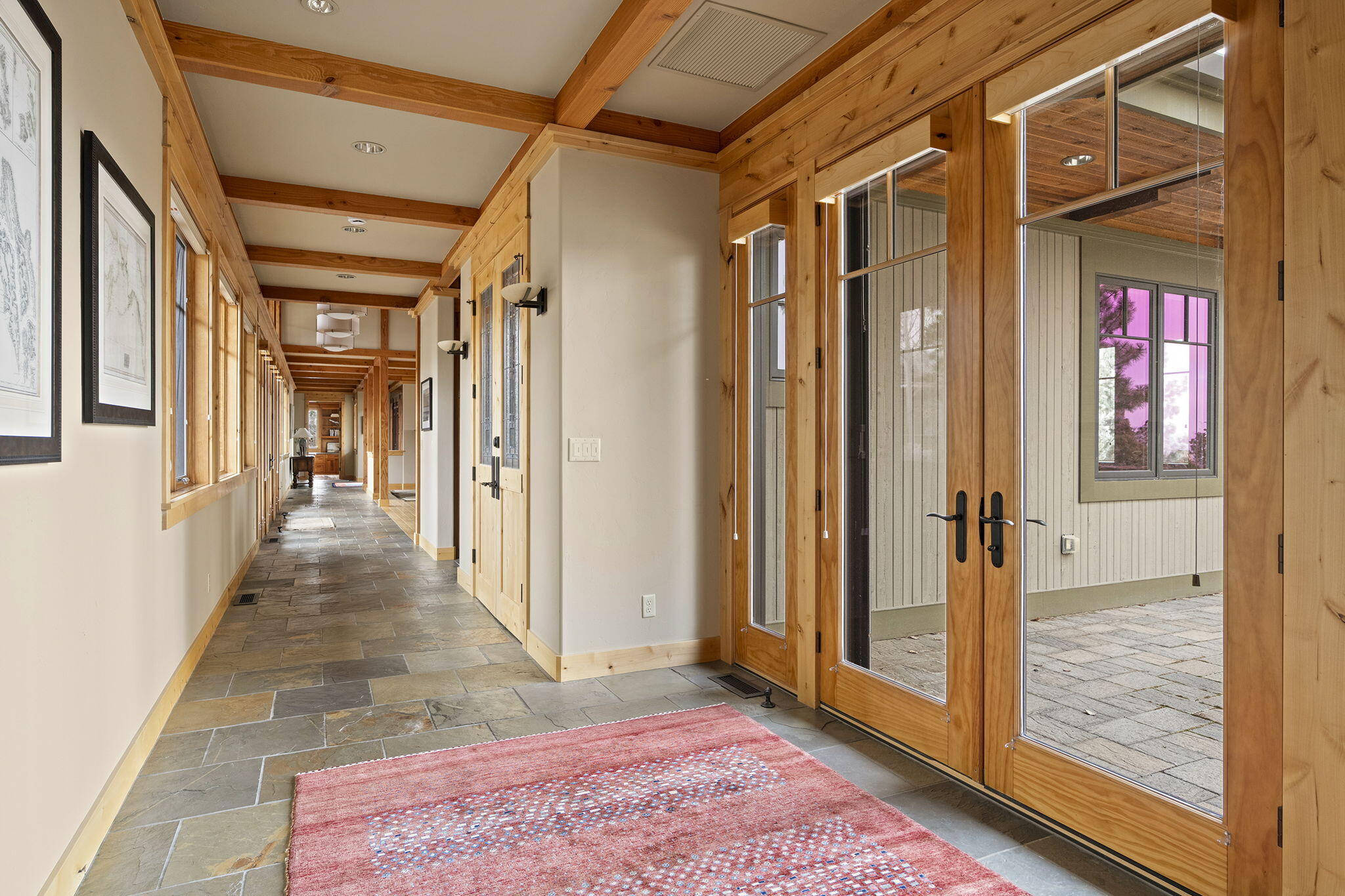 1838 NW Wild Rye Circle