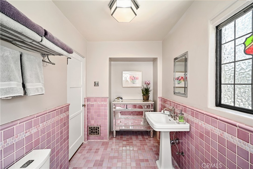 904 Terraine Ave, Long Beach Ca 90804