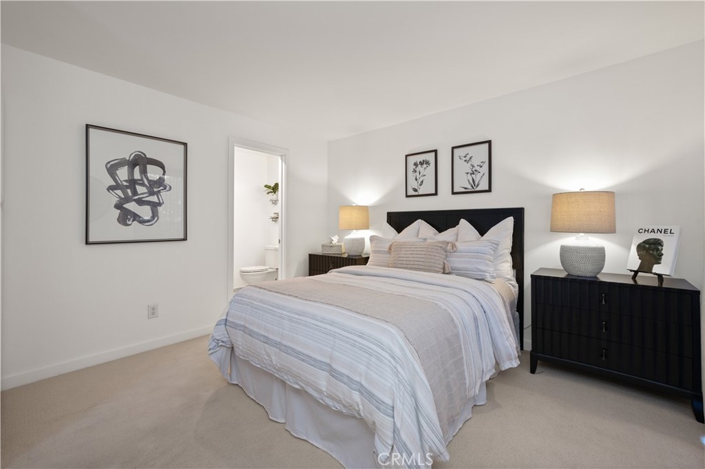 5226 Marina Pacifica Drive S 18