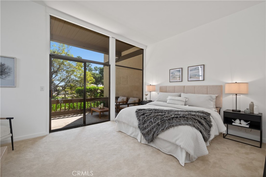 5226 Marina Pacifica Drive S 18