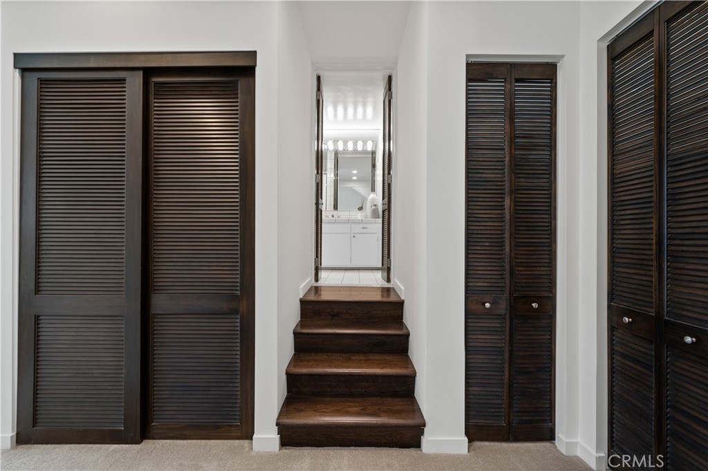 5226 Marina Pacifica Drive S 18