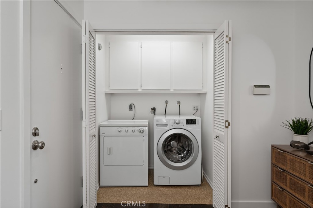 5226 Marina Pacifica Drive S 18