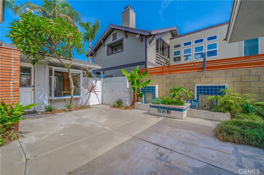 354 Claremont Avenue