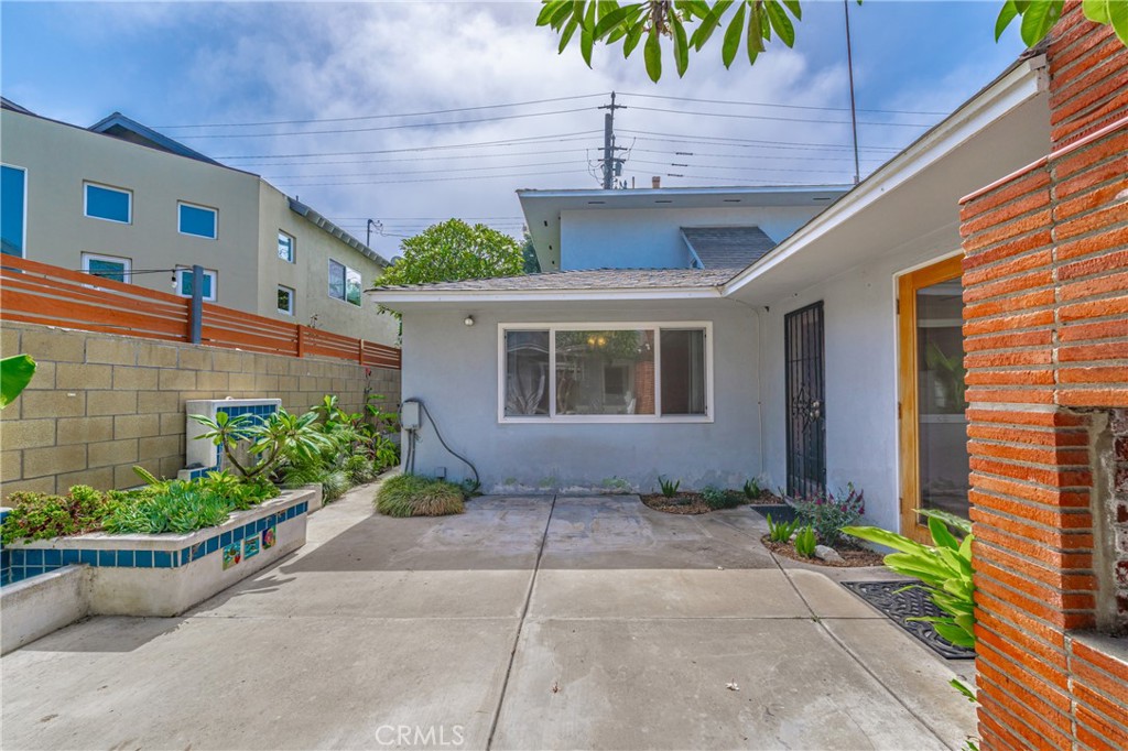 354 Claremont Avenue