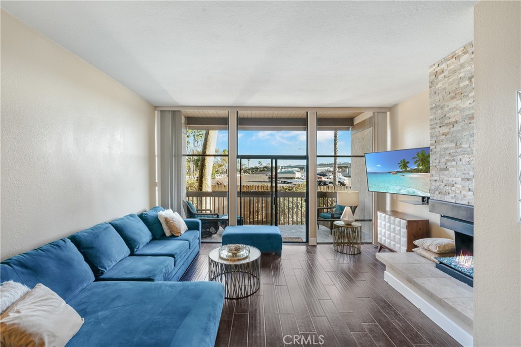 7138 Marina Pacifica Drive S