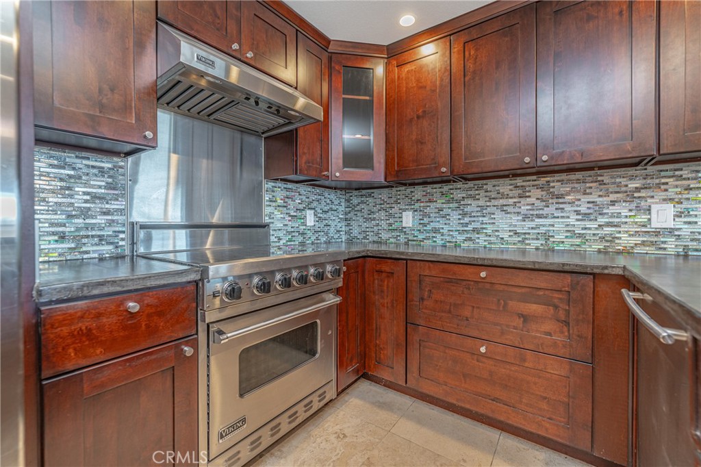 7138 Marina Pacifica Drive S