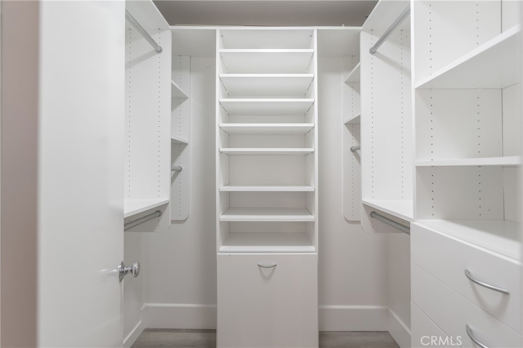 5959 E Naples Plaza Dr Unit #105