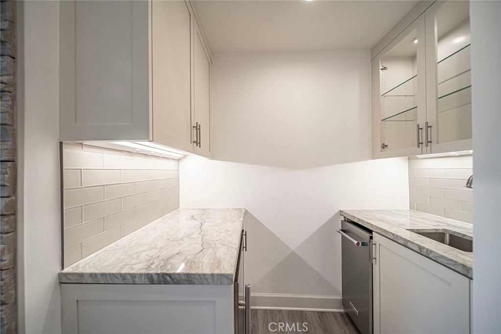 7109 Marina Pacifica Drive S