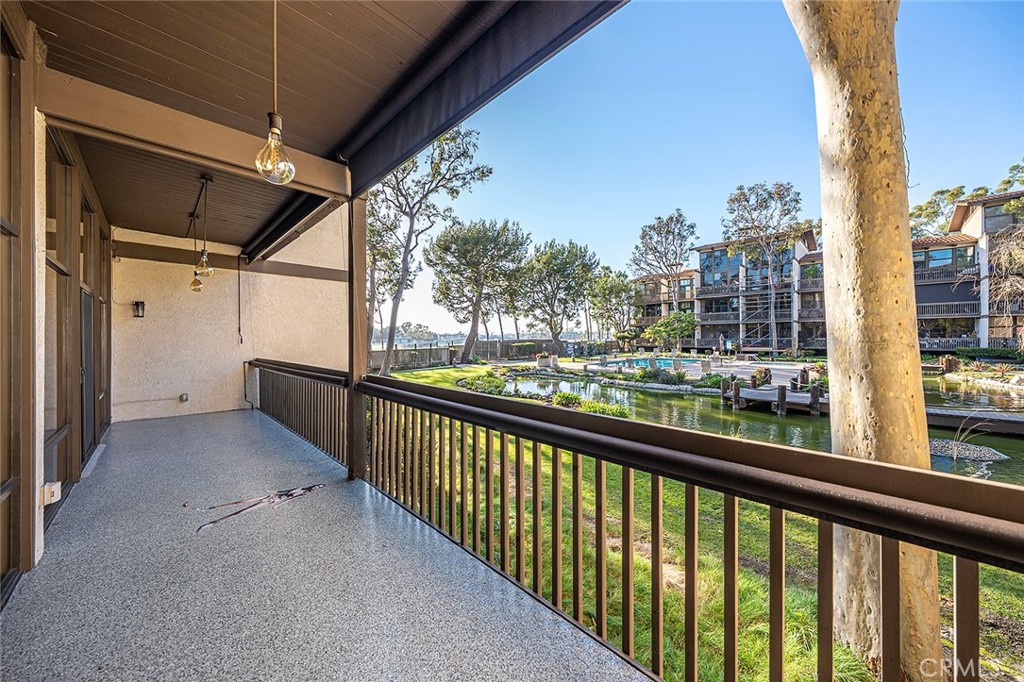 7109 Marina Pacifica Drive S