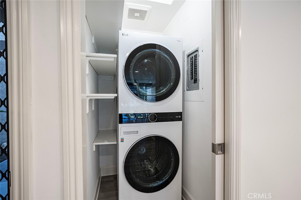 7109 Marina Pacifica Drive S