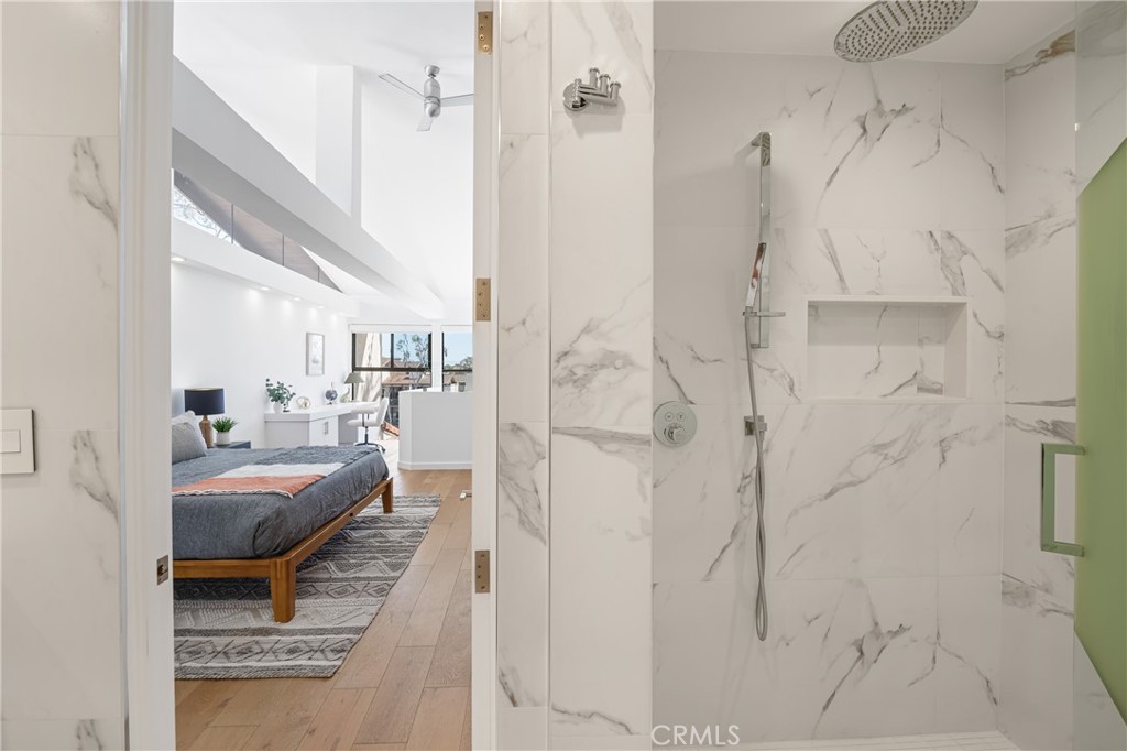 7324 Marina Pacifica Drive N